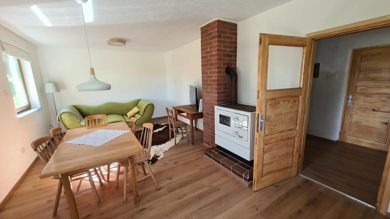 Forestside House Gacka With Relax Area Sinac Екстер'єр фото